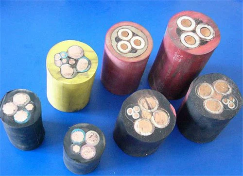 Cable flexible con cubierta de caucho general